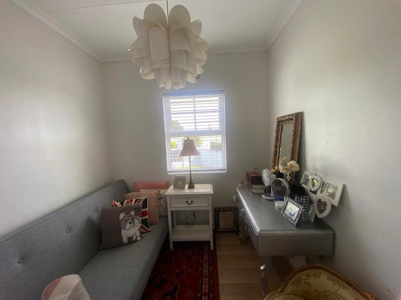 2 Bedroom Property for Sale in Goedemoed Western Cape